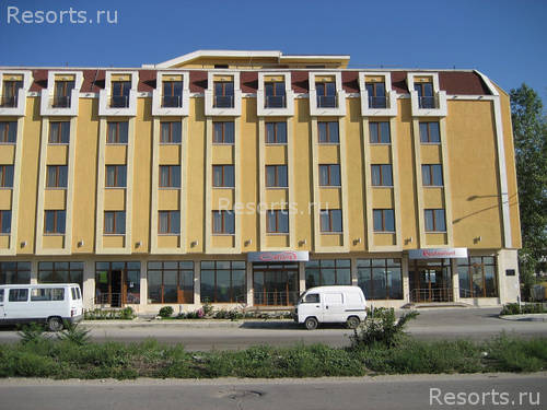 Adamo Hotel 